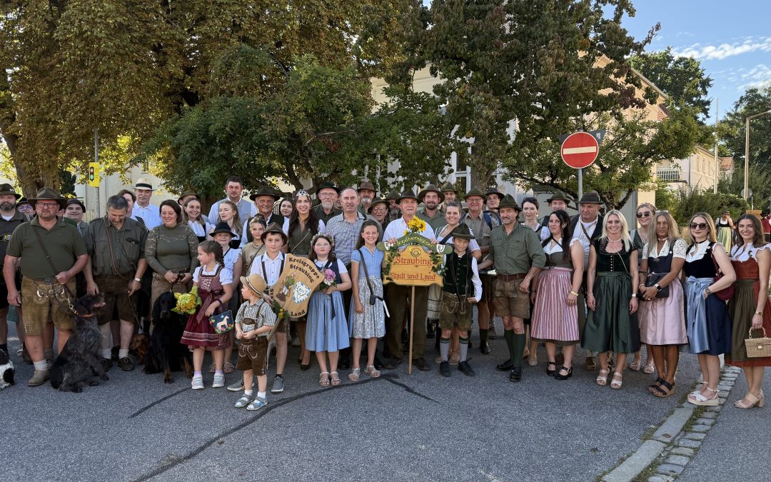 Auszug zum Gäubodenvolksfest 2025