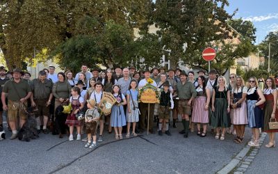 Auszug zum Gäubodenvolksfest 2025